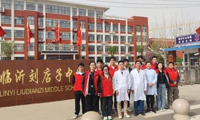 健康与康复系到河东区开展青少年脊柱健康筛查公益活动1